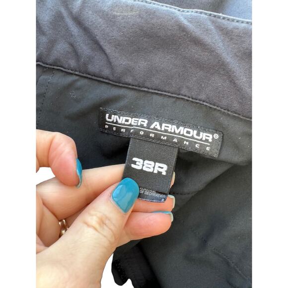 Under Armour Performance Black Flat Front Short Men's Size 38 - Picture 3 of 4